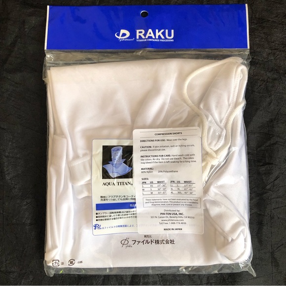 Phiten Raku Aqua Titanium Sports Spats / Compression Shorts - Picture 6 of 13